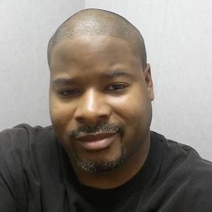 Meet your Posher, Carlos